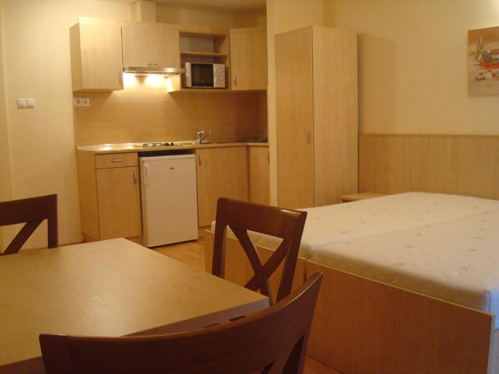 Carpe Diem Apartment Hajduszoboszlo Ruang foto