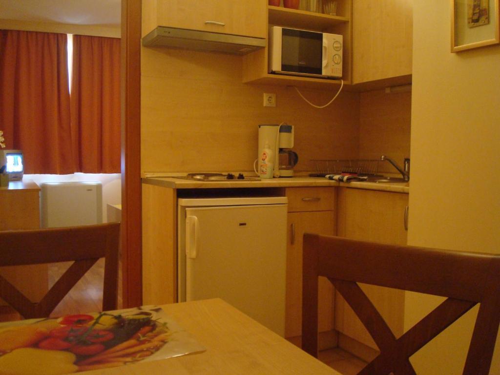 Carpe Diem Apartment Hajduszoboszlo Ruang foto