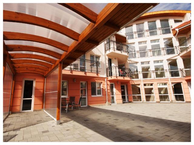 Carpe Diem Apartment Hajduszoboszlo Bagian luar foto